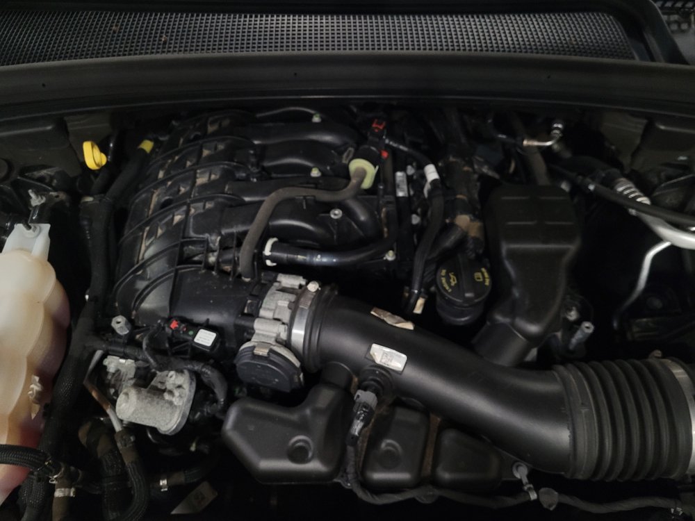 Used 2022 Jeep Grand Cherokee L Laredo w/ Luxury Tech Group I AWD/4WD image 30