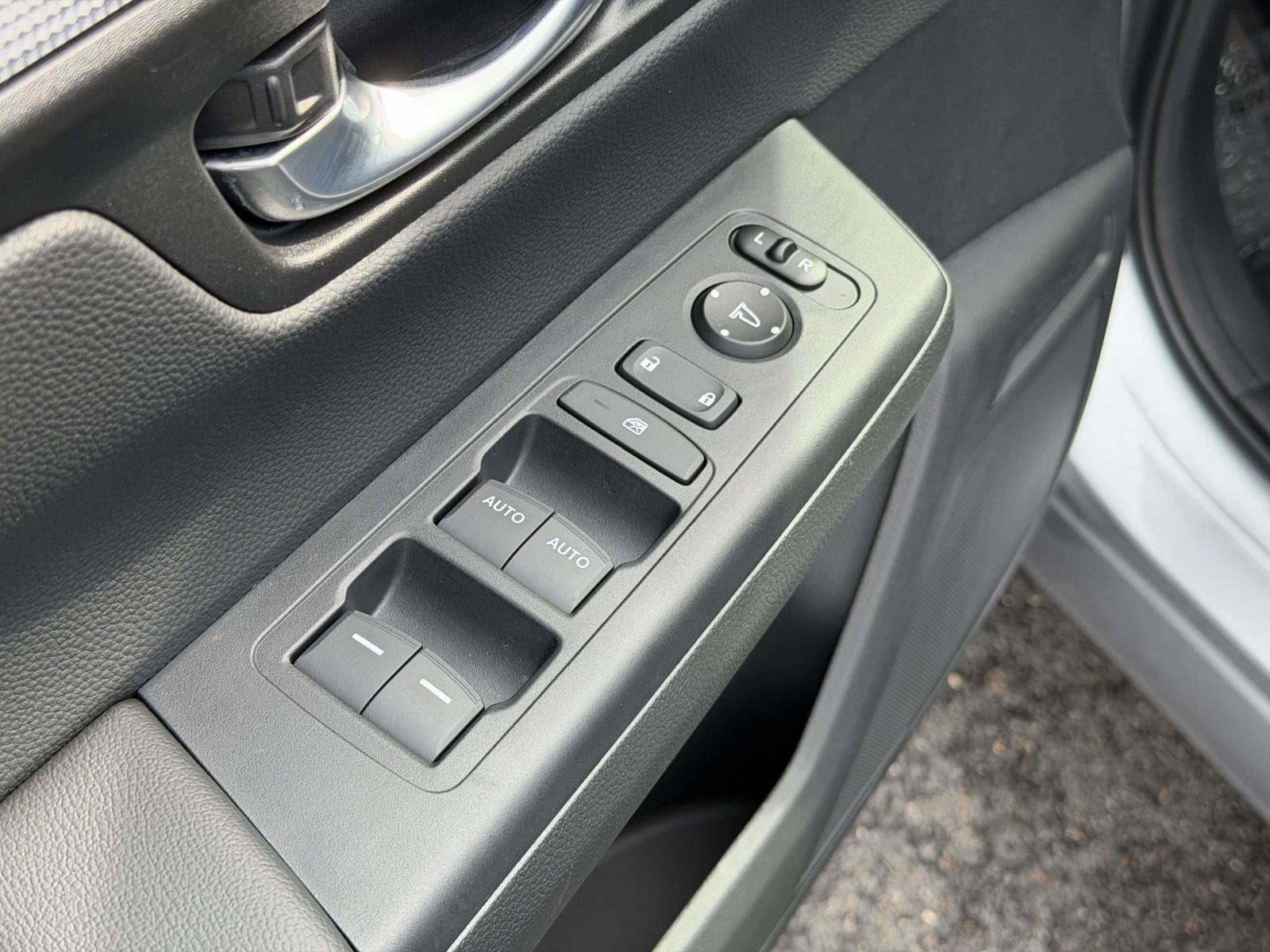Used 2026 Honda CR-V Sport image 7