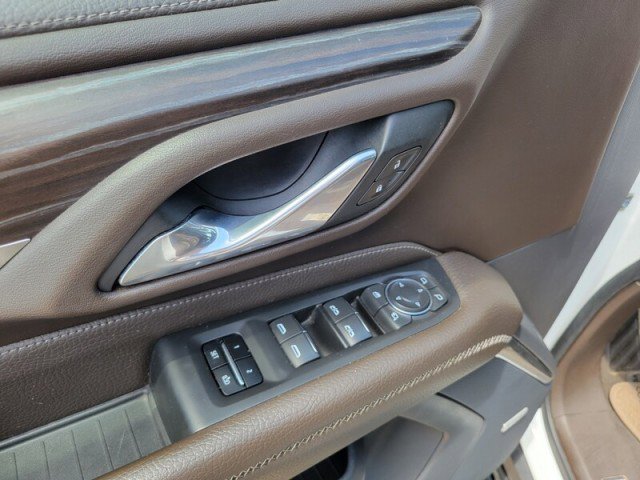 Used 2021 GMC Yukon Denali w/ Denali Premium Package image 29