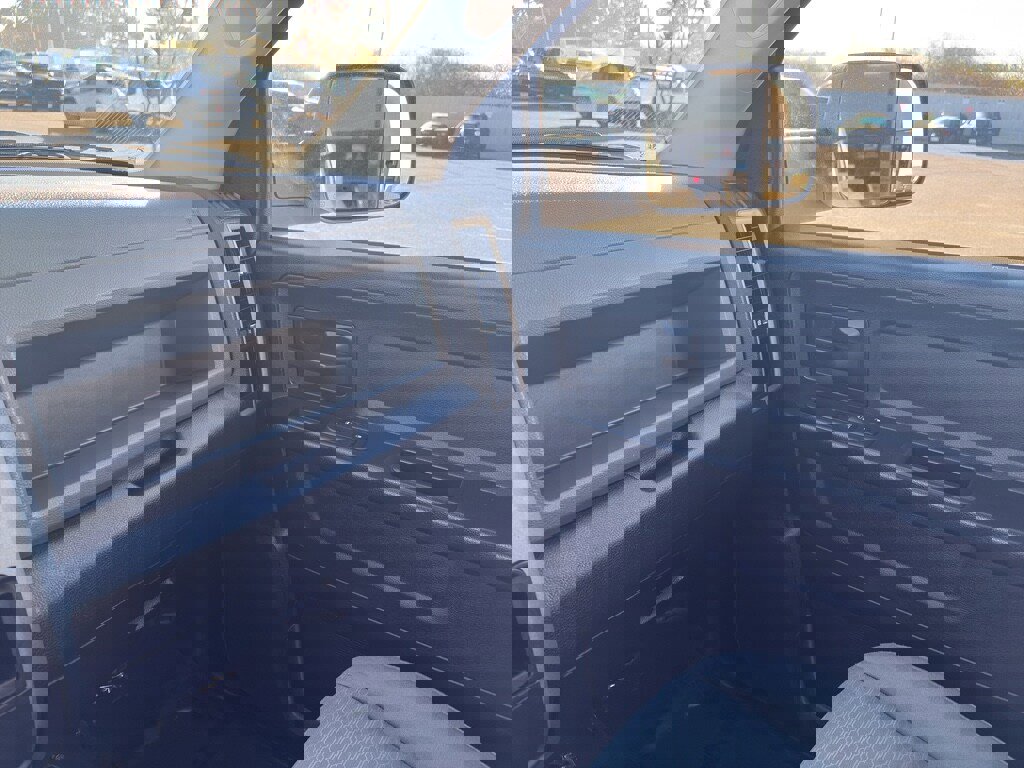 Used 2016 RAM 1500 Tradesman w/ Popular Equipment Group image 11