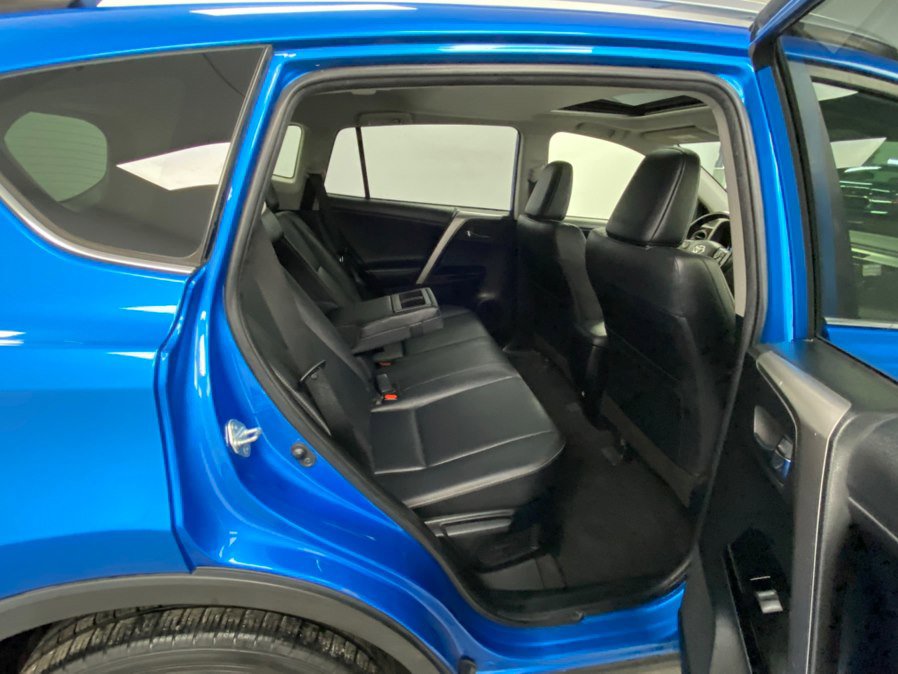 Used 2017 Toyota RAV4 Limited w/ Advanced Technology Package image 38