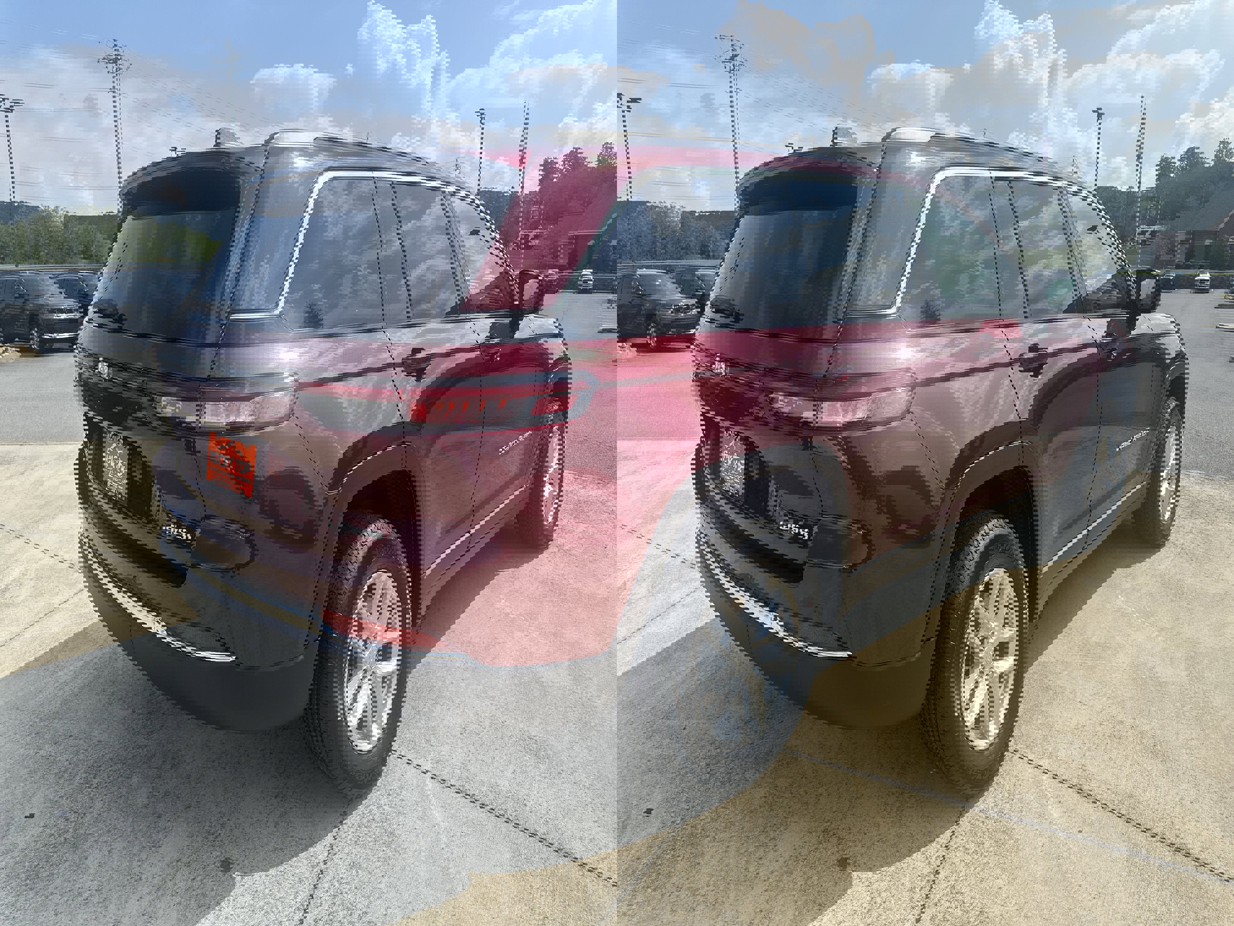 New 2025 Jeep Grand Cherokee Laredo X w/ Luxury Tech Group I image 7