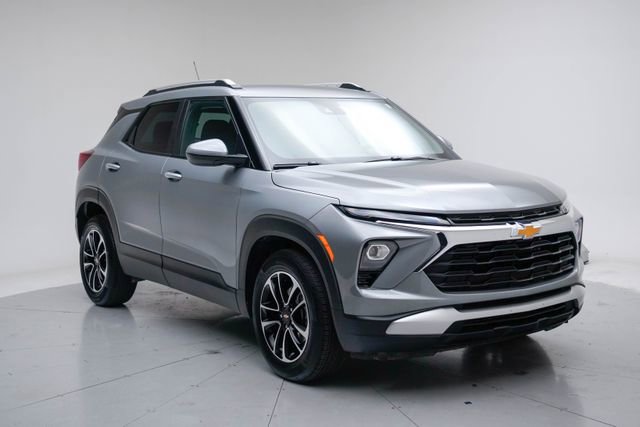 Used 2024 Chevrolet TrailBlazer LT w/ Driver Confidence Package FWD image 10