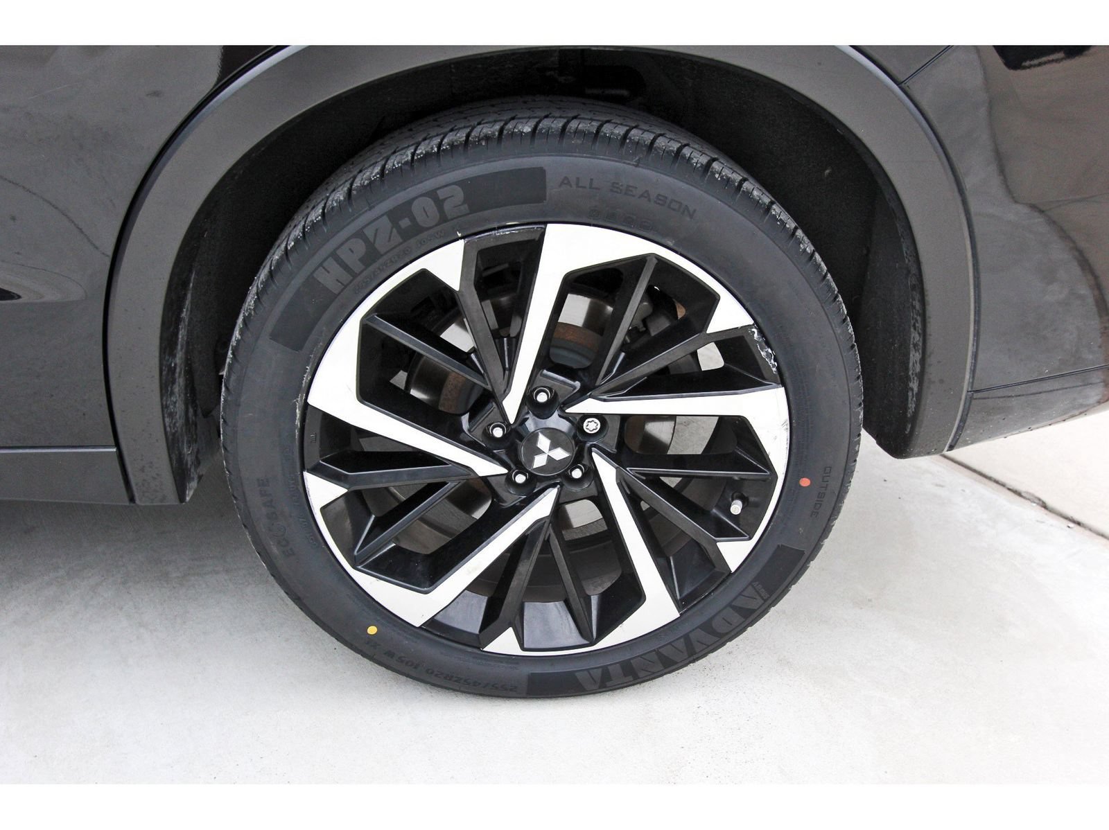 Used 2023 Mitsubishi Outlander SEL FWD image 30