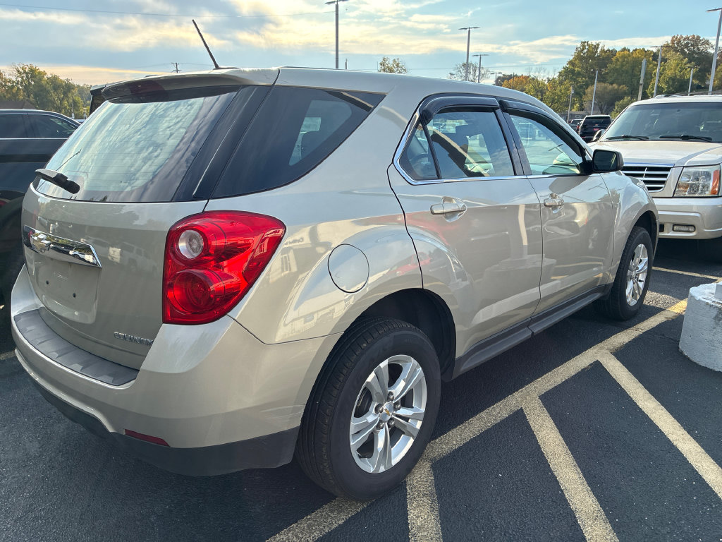Used 2015 Chevrolet Equinox LS FWD image 6