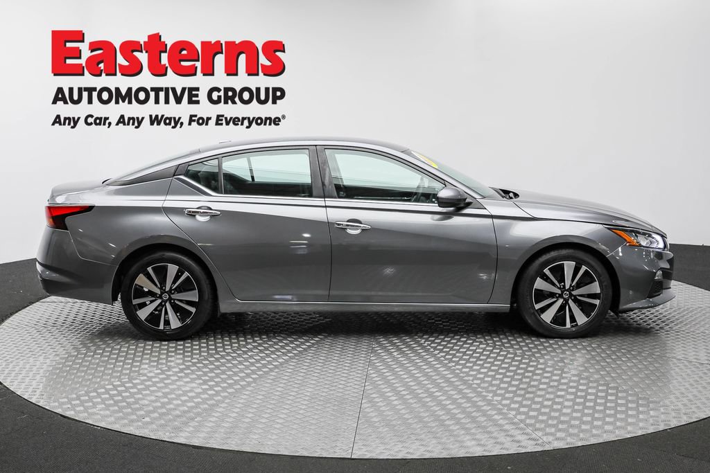 Used 2022 Nissan Altima 2.5 SV image 4