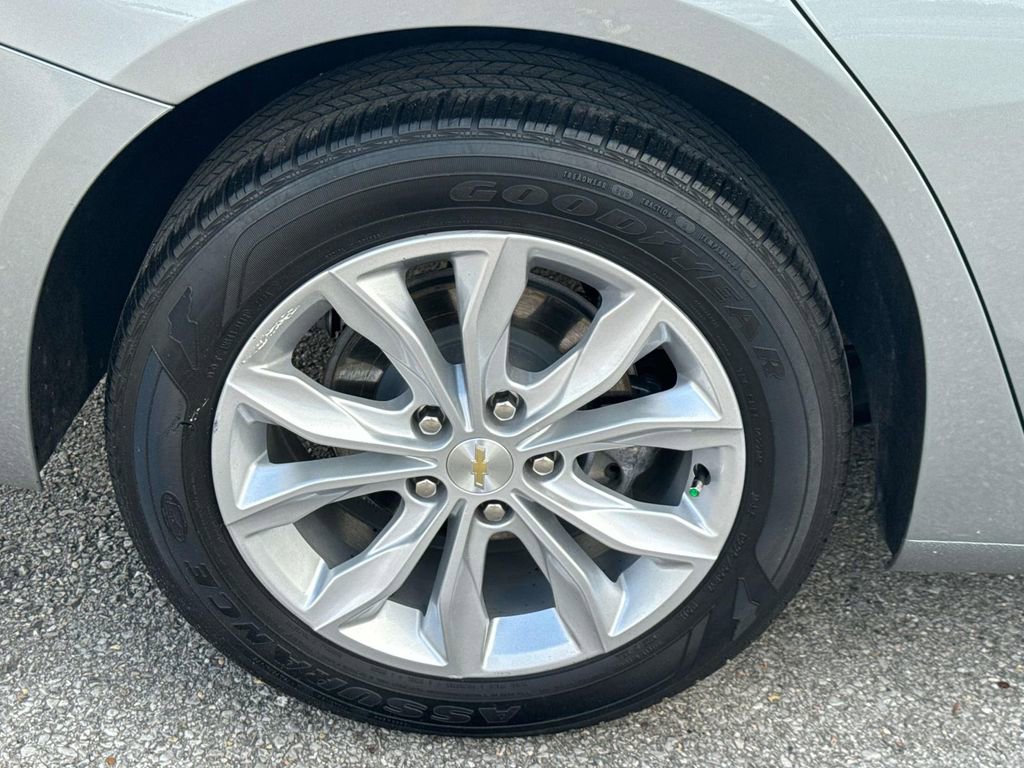 Certified 2023 Chevrolet Malibu LT image 4