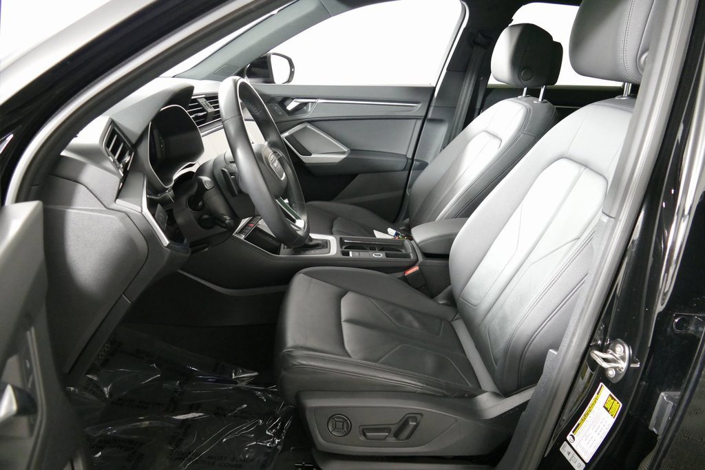 Used 2023 Audi Q3 2.0T Premium image 13