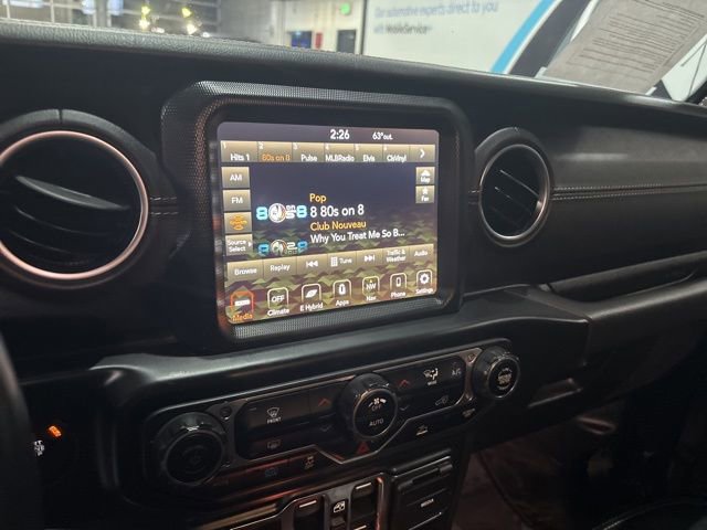 Used 2021 Jeep Wrangler Unlimited Sahara image 25