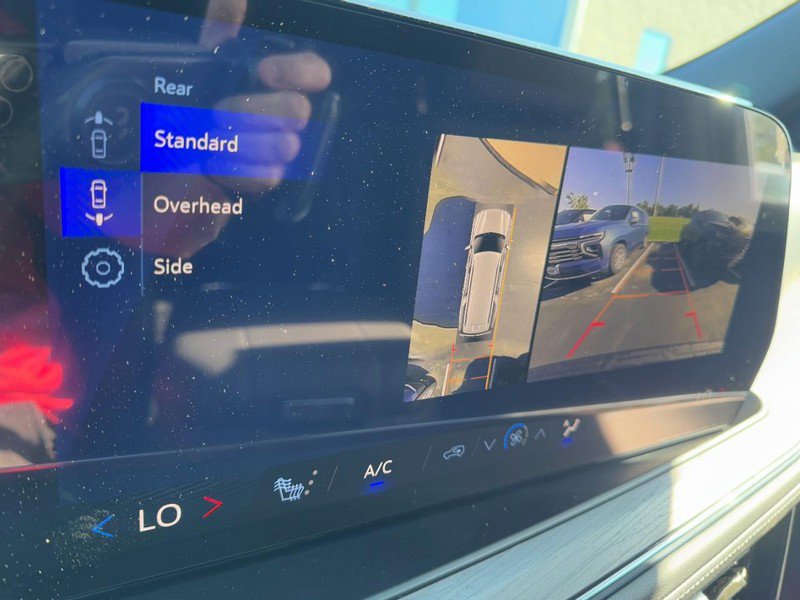 New 2026 Chevrolet Suburban Z71 w/ Comfort Package image 20