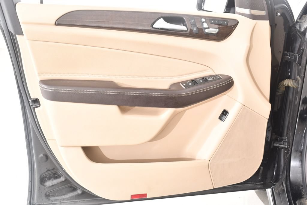 Used 2018 Mercedes-Benz GLE 350 4MATIC image 25