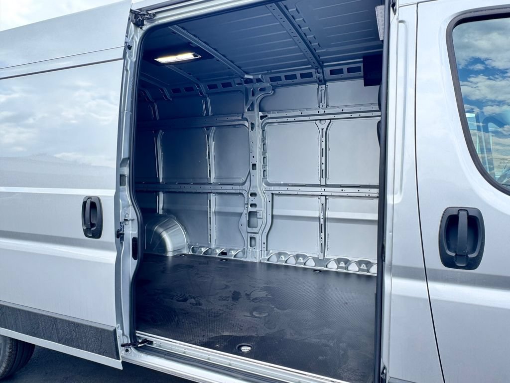New 2026 RAM ProMaster 3500 w/ Quick Order Package 22G SLT FWD image 12