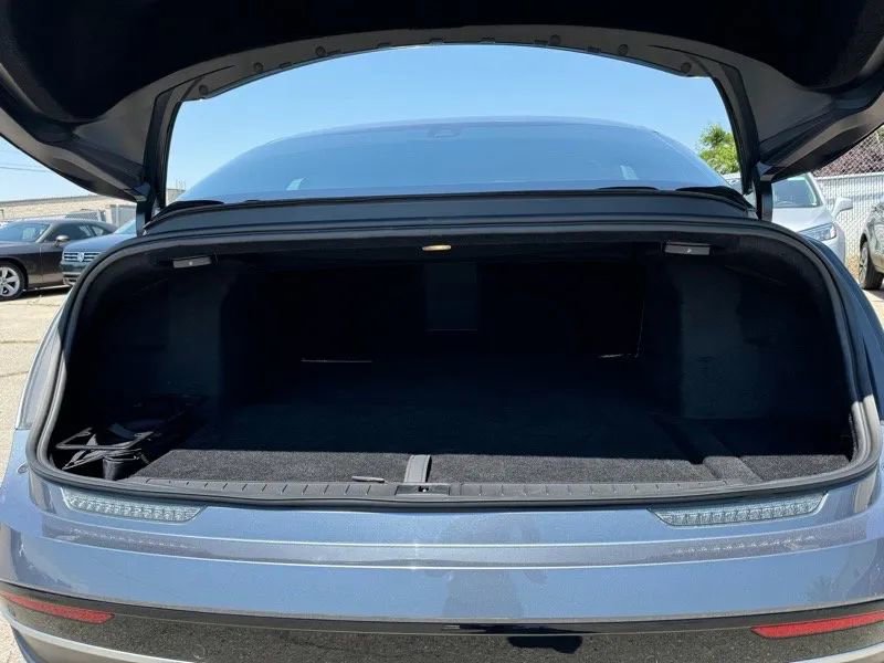 Used 2023 Lucid Air Pure AWD/4WD image 16