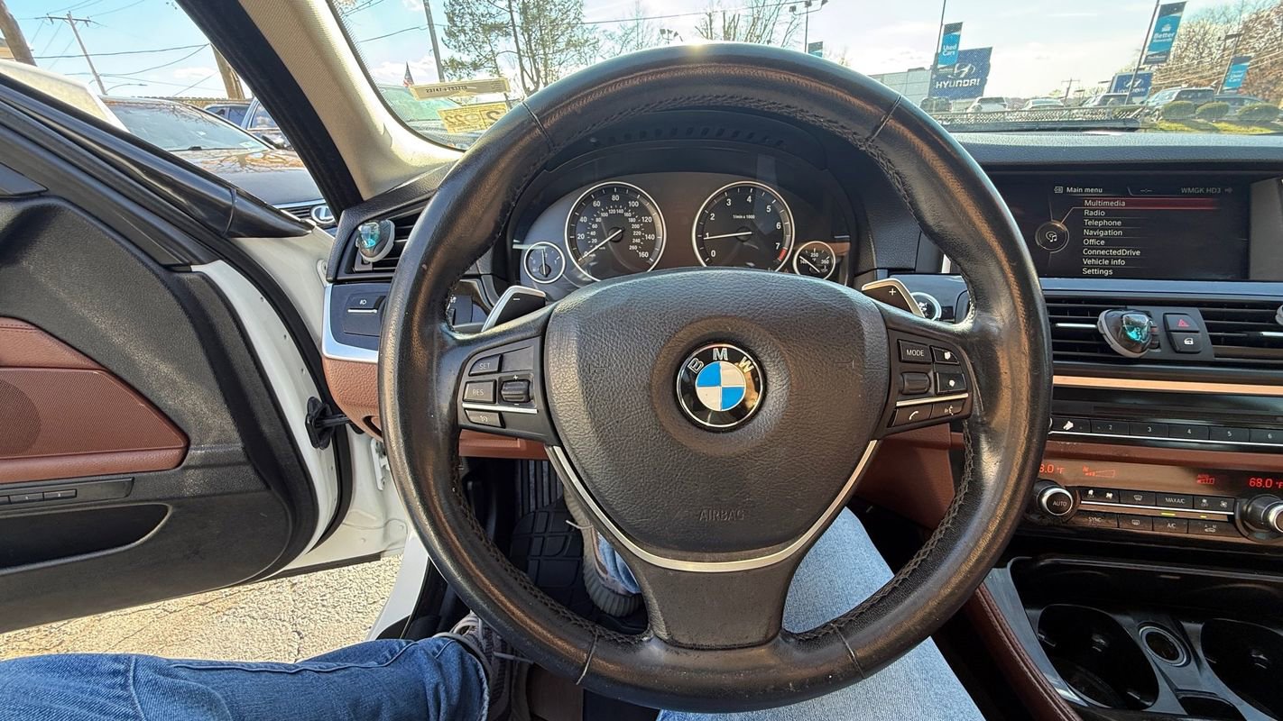 Used 2016 BMW 528i xDrive Sedan AWD/4WD image 11
