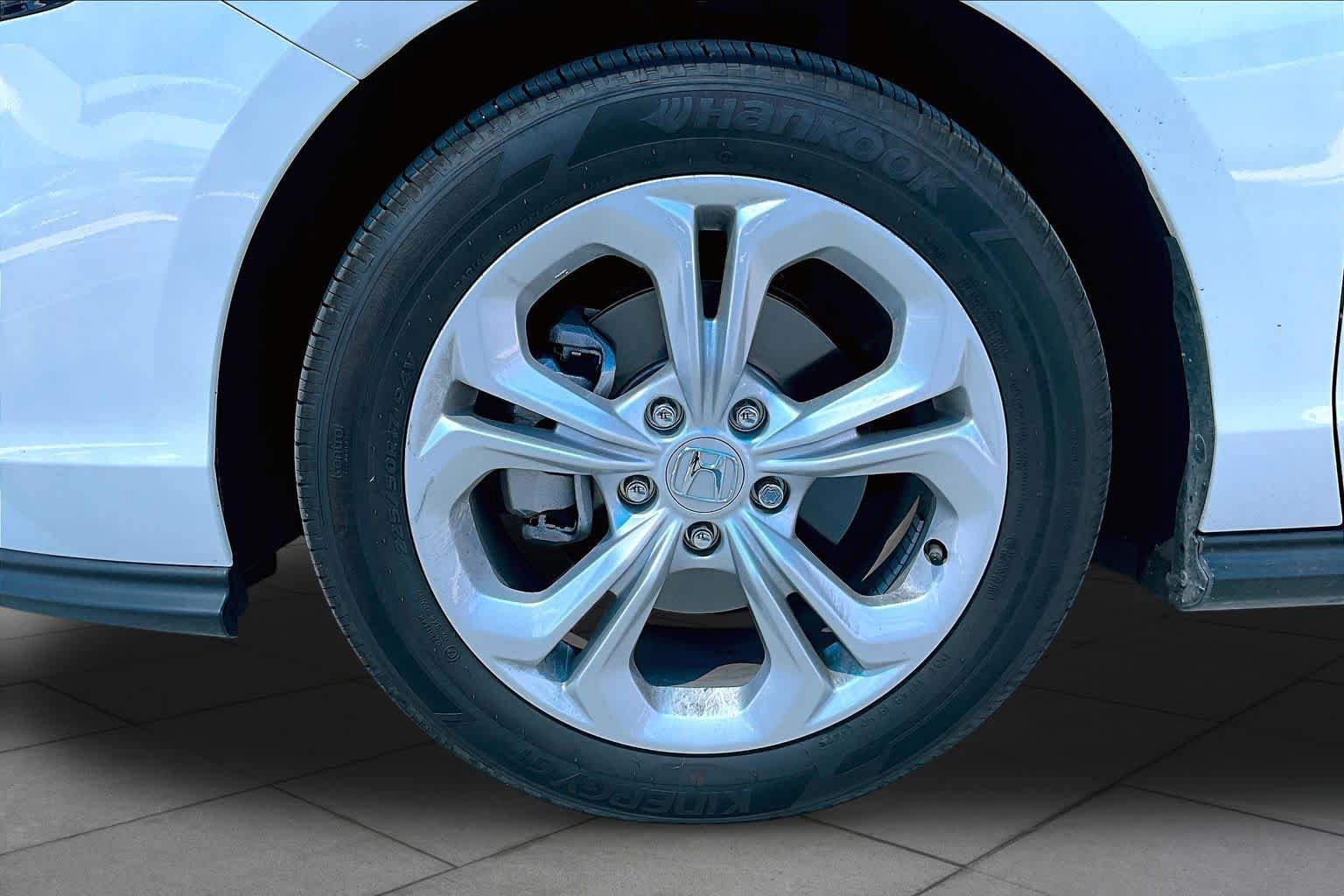 Used 2026 Honda Accord LX image 10