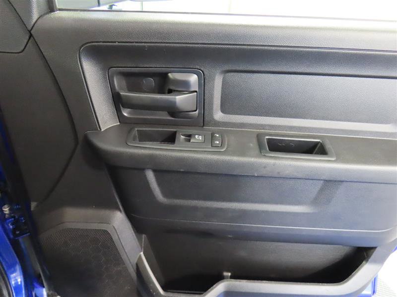 Used 2017 RAM 1500 Express image 29