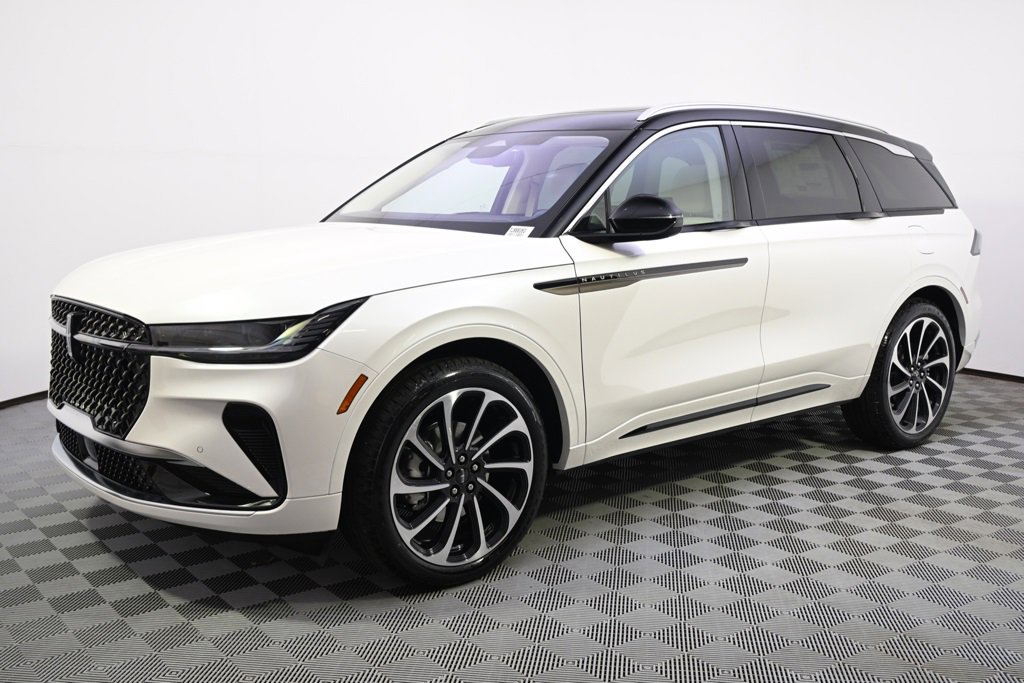 New 2026 Lincoln Nautilus Black Label image 2