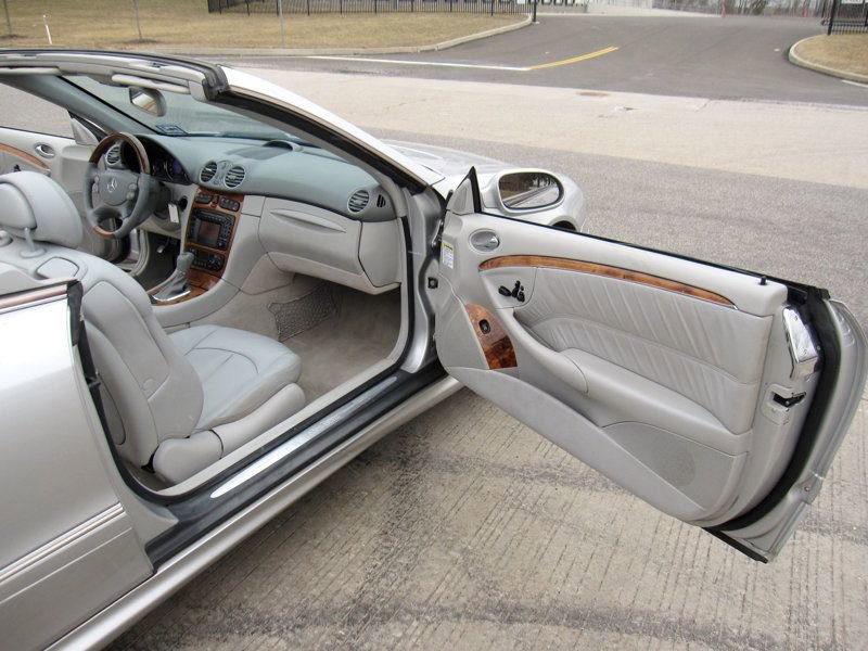 Used 2004 Mercedes-Benz CLK 500 Cabriolet image 24