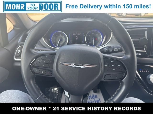 Used 2018 Chrysler Pacifica Touring-L w/ Premium Audio Group image 16