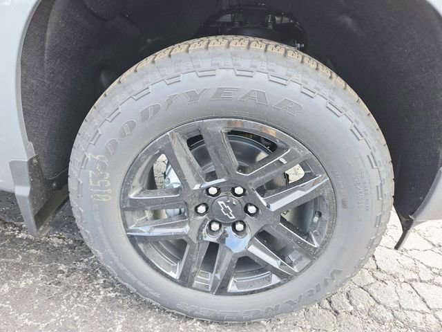 New 2026 Chevrolet Silverado 1500 Custom w/ Turbomax Blackout Package image 15