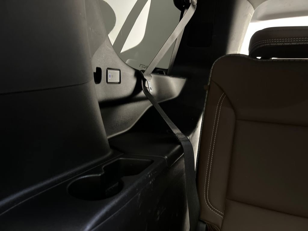 Used 2022 Chevrolet Tahoe High Country AWD/4WD image 30