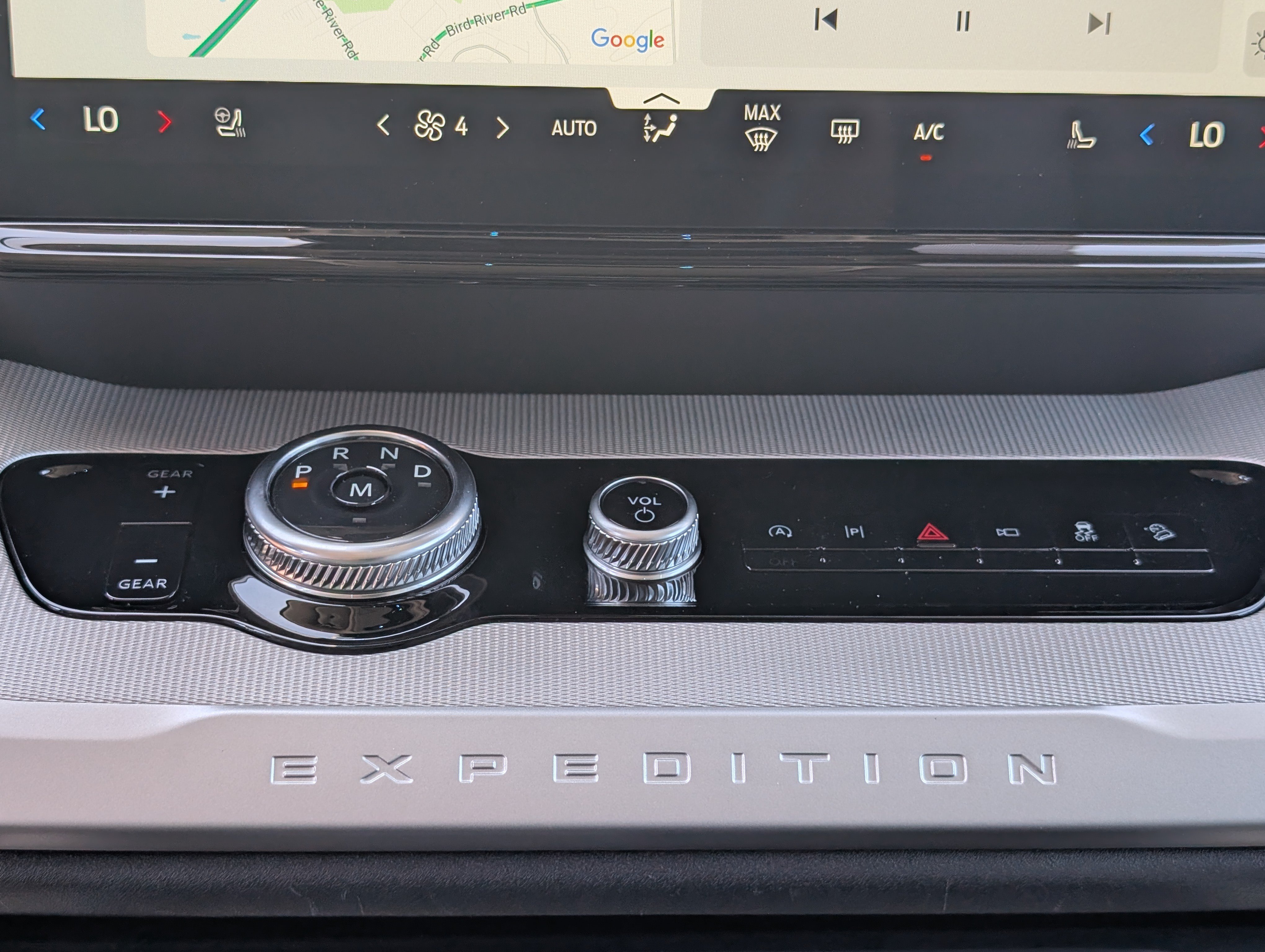 Certified 2025 Ford Expedition Active AWD/4WD image 32