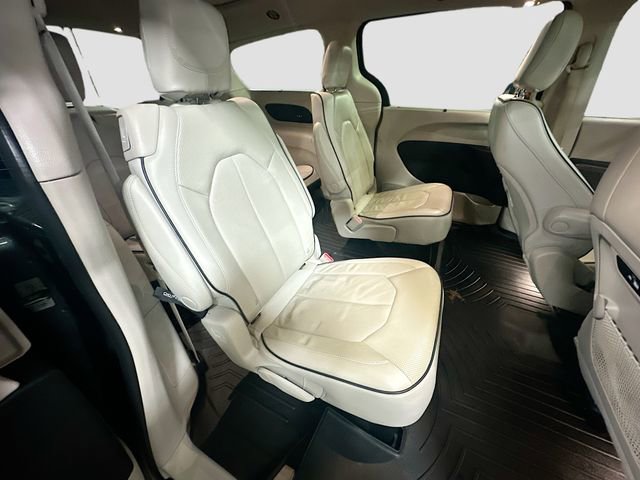 Used 2021 Chrysler Pacifica Limited w/ Premium & Safety Sphere Group image 31