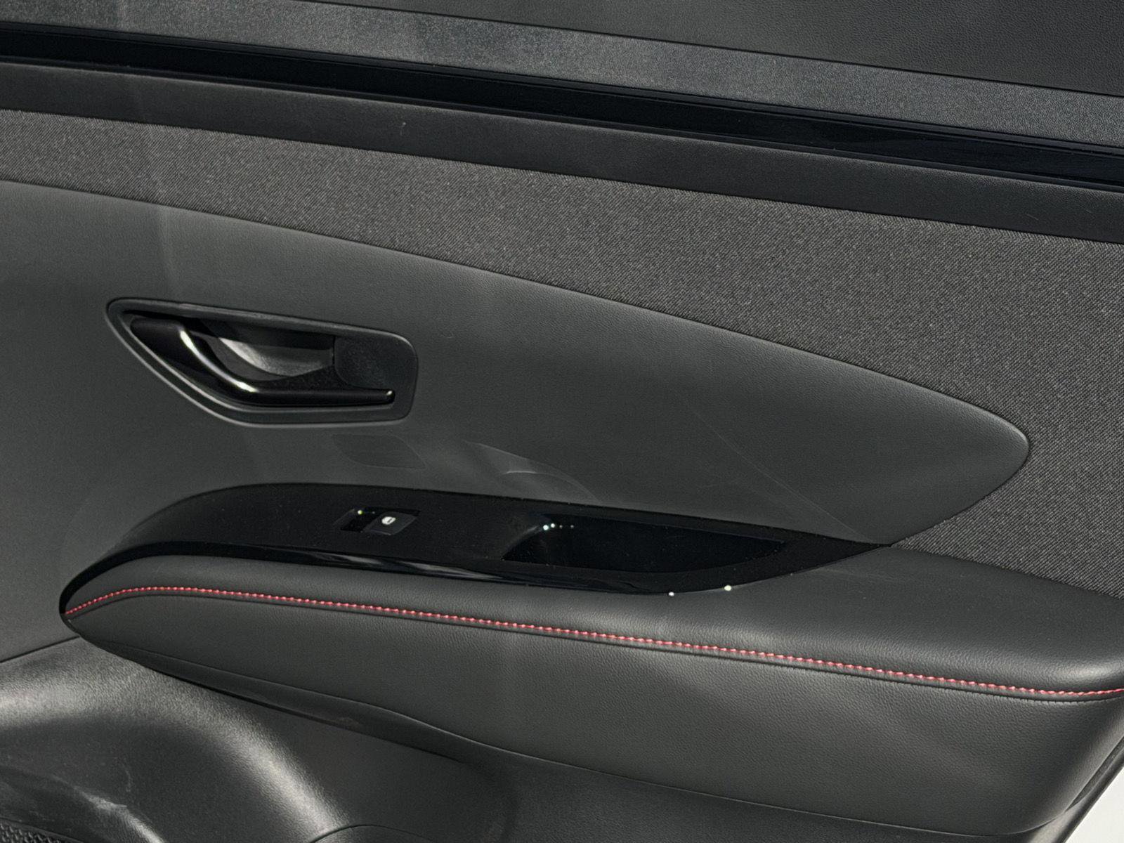 Certified 2024 Hyundai Tucson N Line image 28