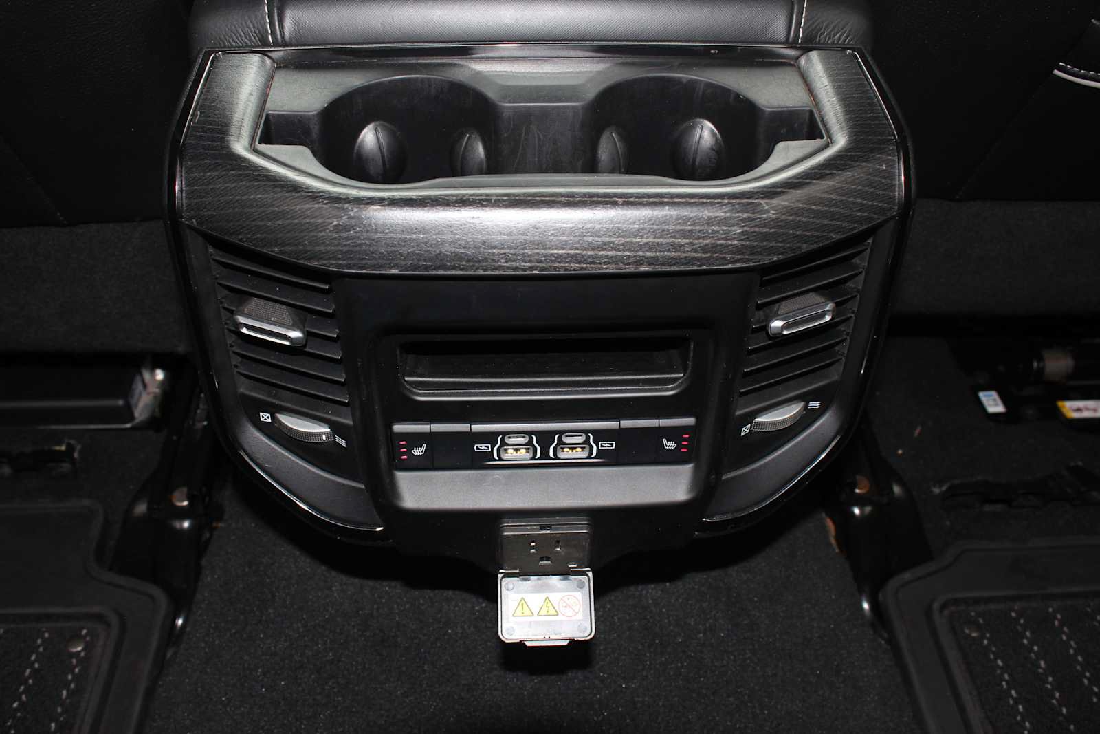 Used 2022 RAM 3500 Limited w/ Towing Technology Group AWD/4WD image 37