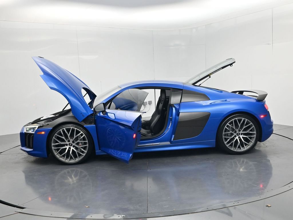Used 2018 Audi R8 V10 plus w/ 20" Wheel Package image 72