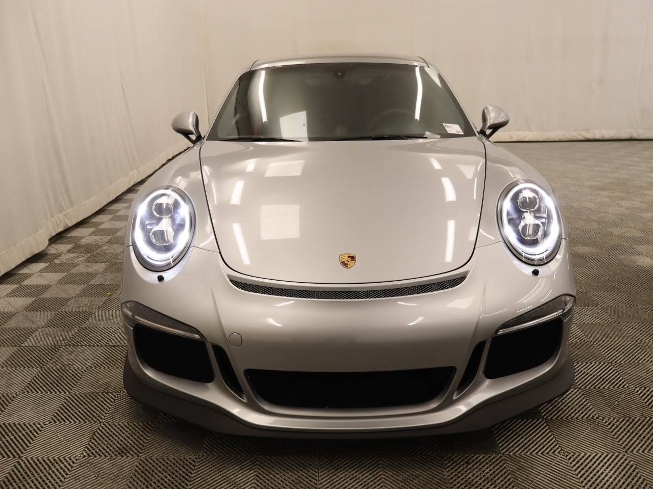 Used 2015 Porsche 911 GT3 RWD image 5