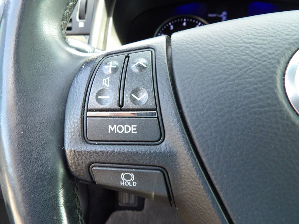 Used 2014 Lexus LS 460 Luxury w/ Comfort Package image 56