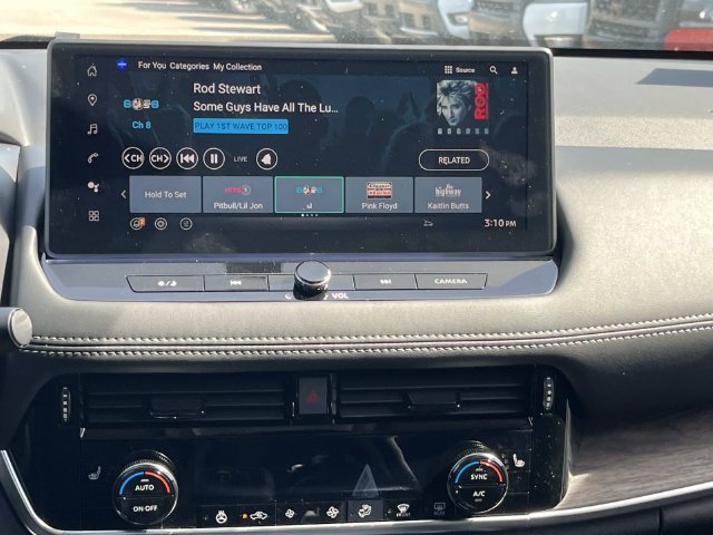New 2026 Nissan Rogue Platinum AWD/4WD image 17