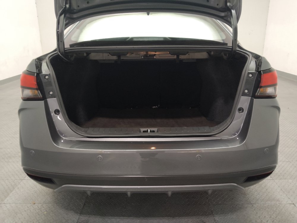 Used 2025 Nissan Versa SV w/ Trunk Package FWD image 29