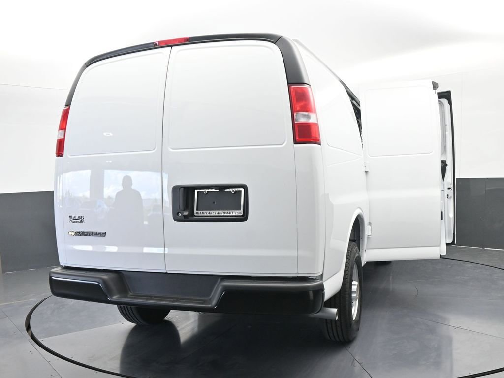 New 2025 Chevrolet Express 2500 w/ Driver Convenience Package image 70