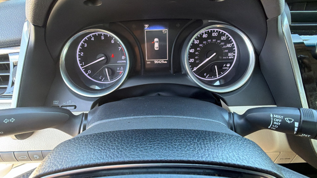Certified 2018 Toyota Camry LE FWD image 21