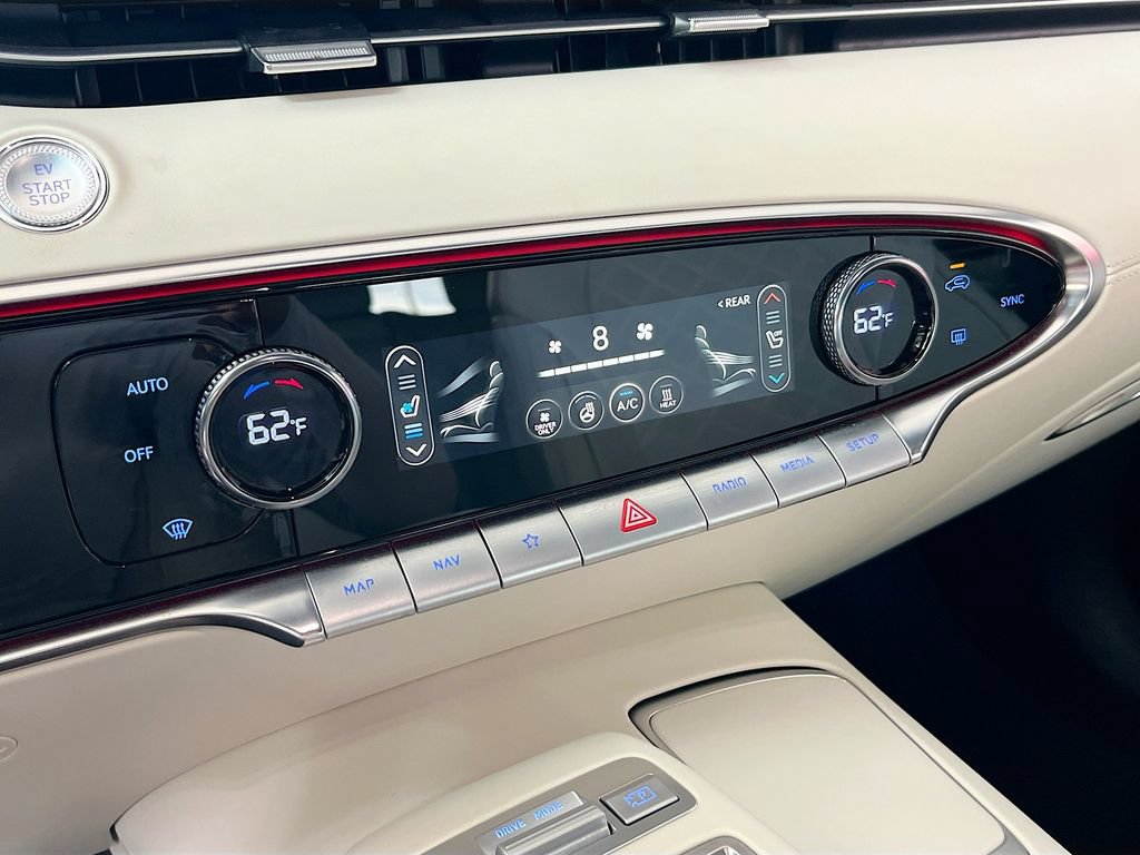 Used 2025 Genesis Electrified GV70 w/ Prestige Package AWD/4WD image 16