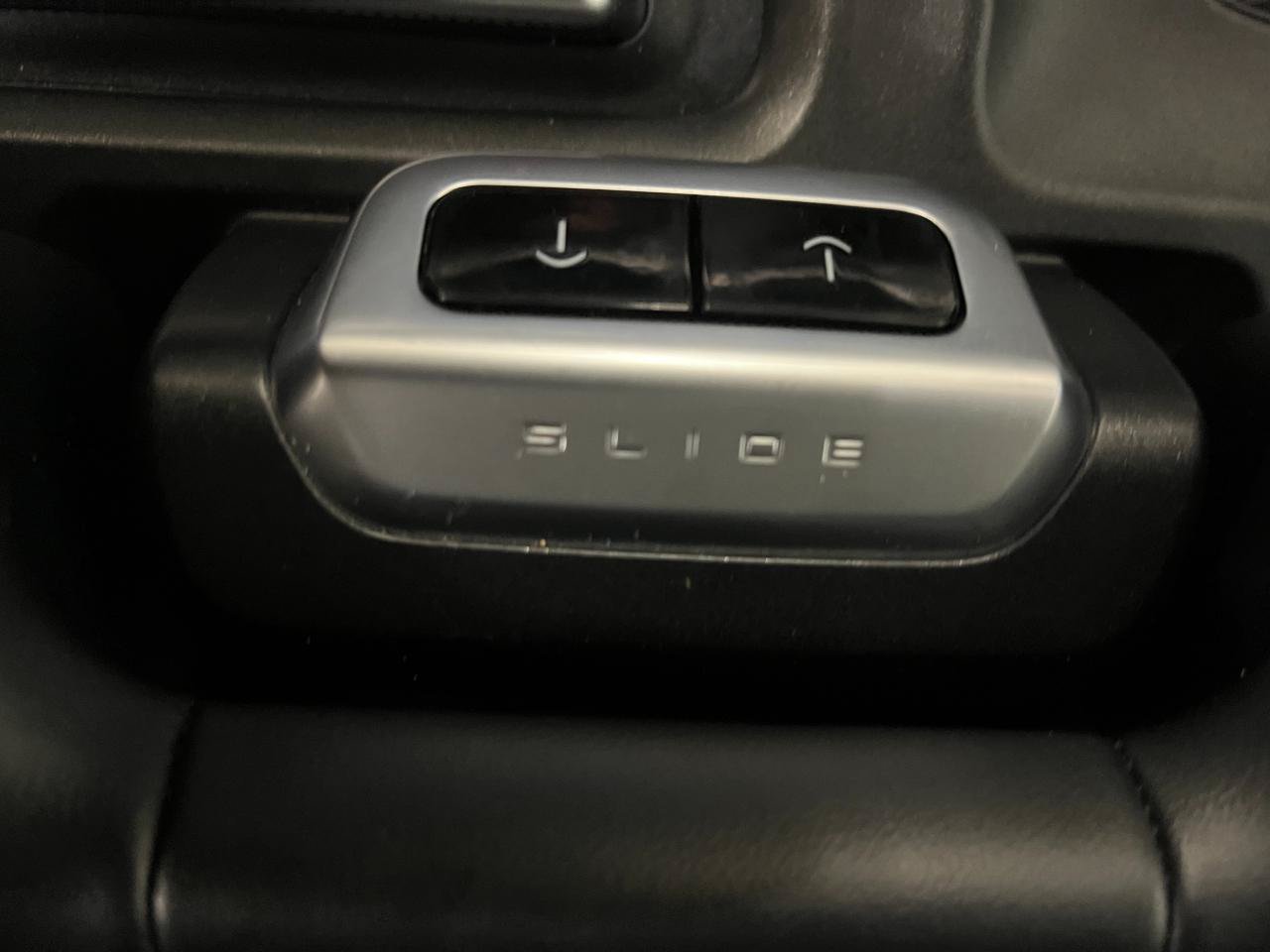 Used 2025 Ford Expedition Max Platinum AWD/4WD image 39