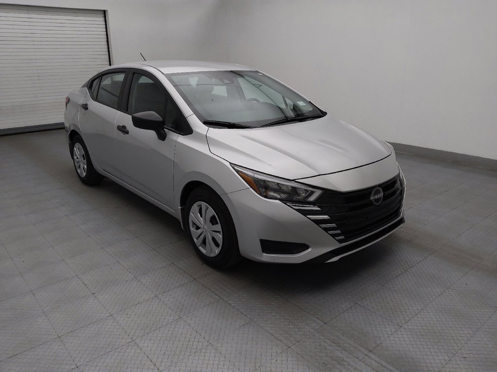 Used 2025 Nissan Versa S w/ Trunk Package image 13