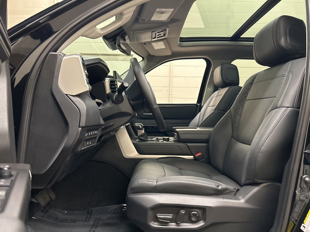 Used 2024 Toyota Tundra Limited image 7