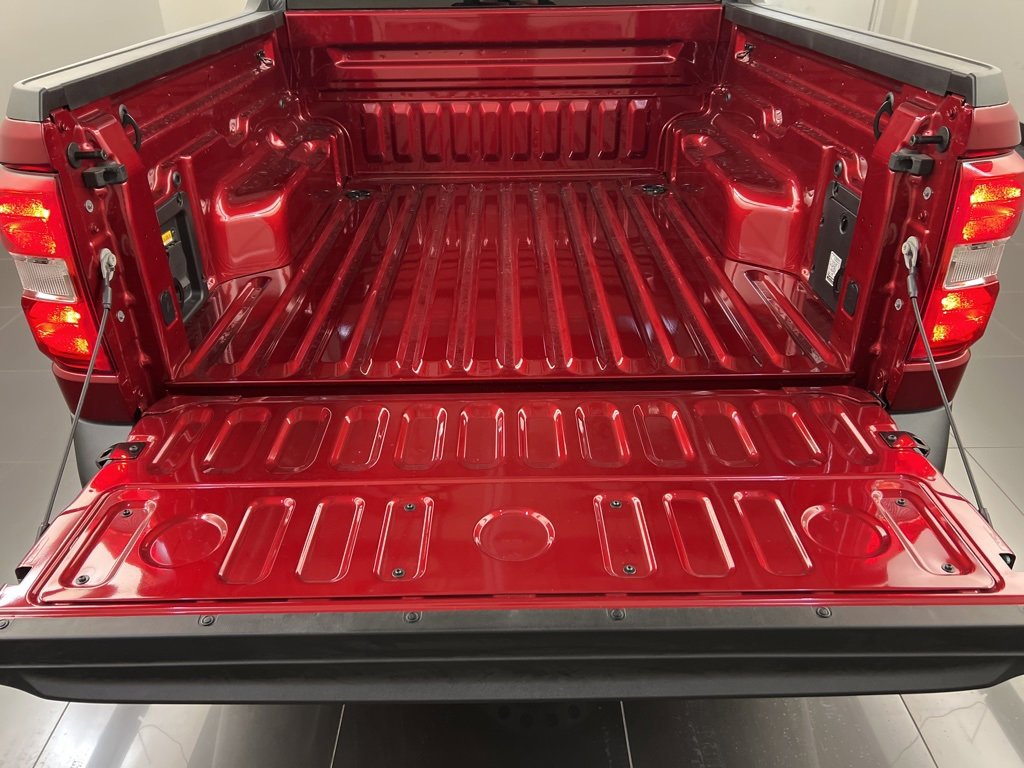 New 2025 Ford Maverick XLT w/ XLT Luxury Package image 32