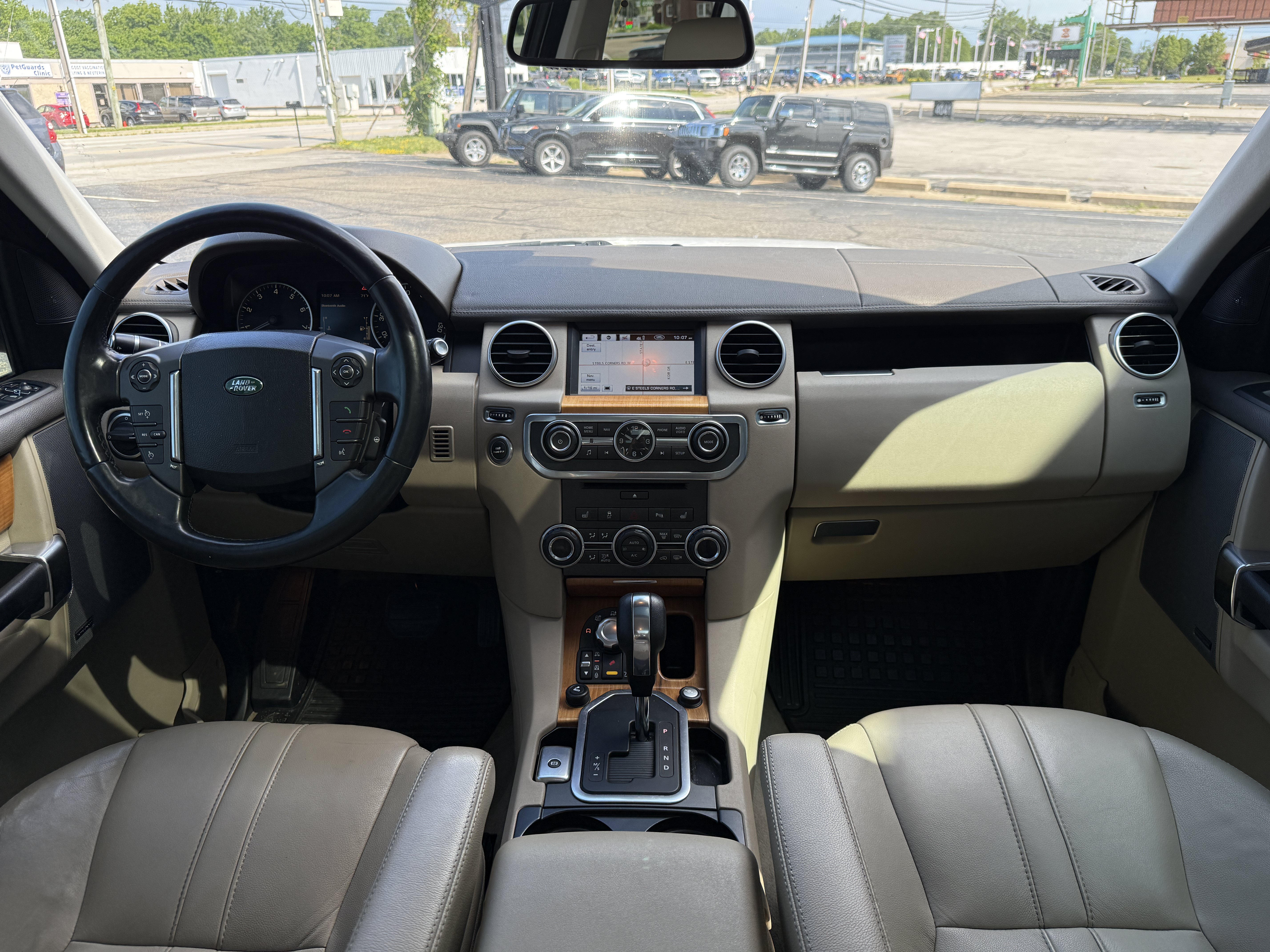 Used 2013 Land Rover LR4 HSE AWD/4WD image 21