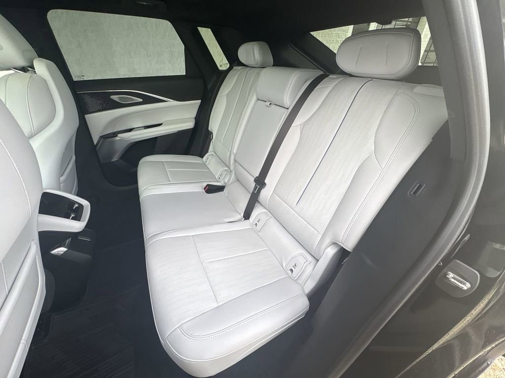 Certified 2023 Cadillac Lyriq 2WD image 26