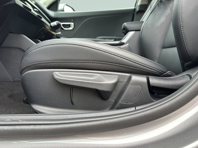 New 2026 Kia K4 EX FWD image 24