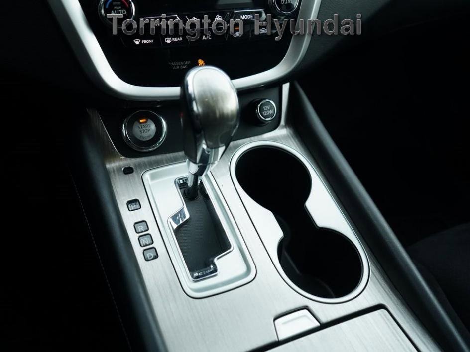 Used 2015 Nissan Murano SV w/ Premium Package image 19