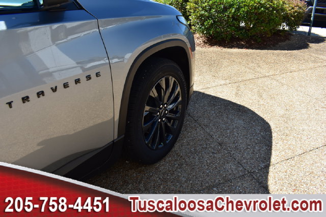 Certified 2023 Chevrolet Traverse RS FWD image 16
