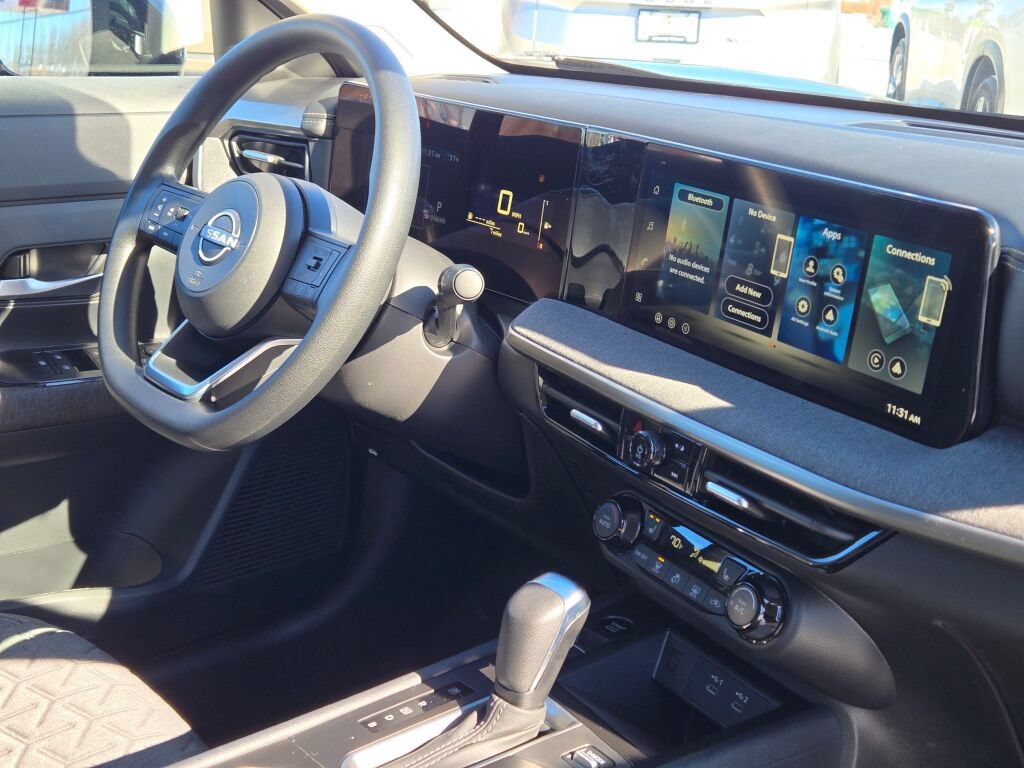 Used 2026 Nissan Kicks SV w/ SV Premium Package AWD/4WD image 8
