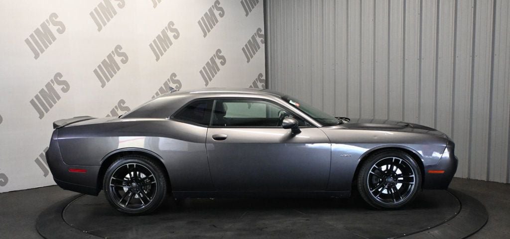 Used 2015 Dodge Challenger R/T Plus RWD image 4