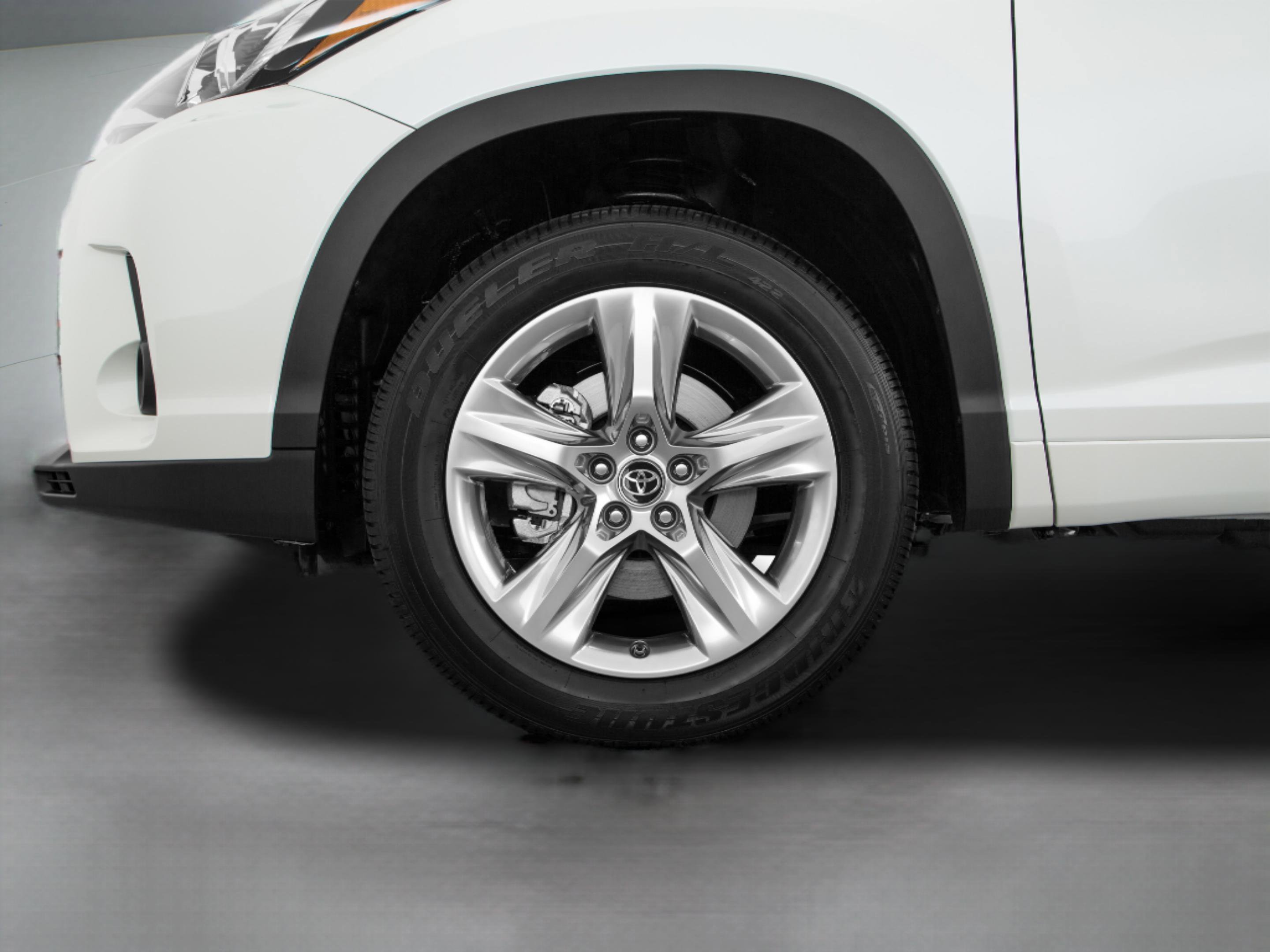 Used 2019 Toyota Highlander Limited Platinum FWD image 56