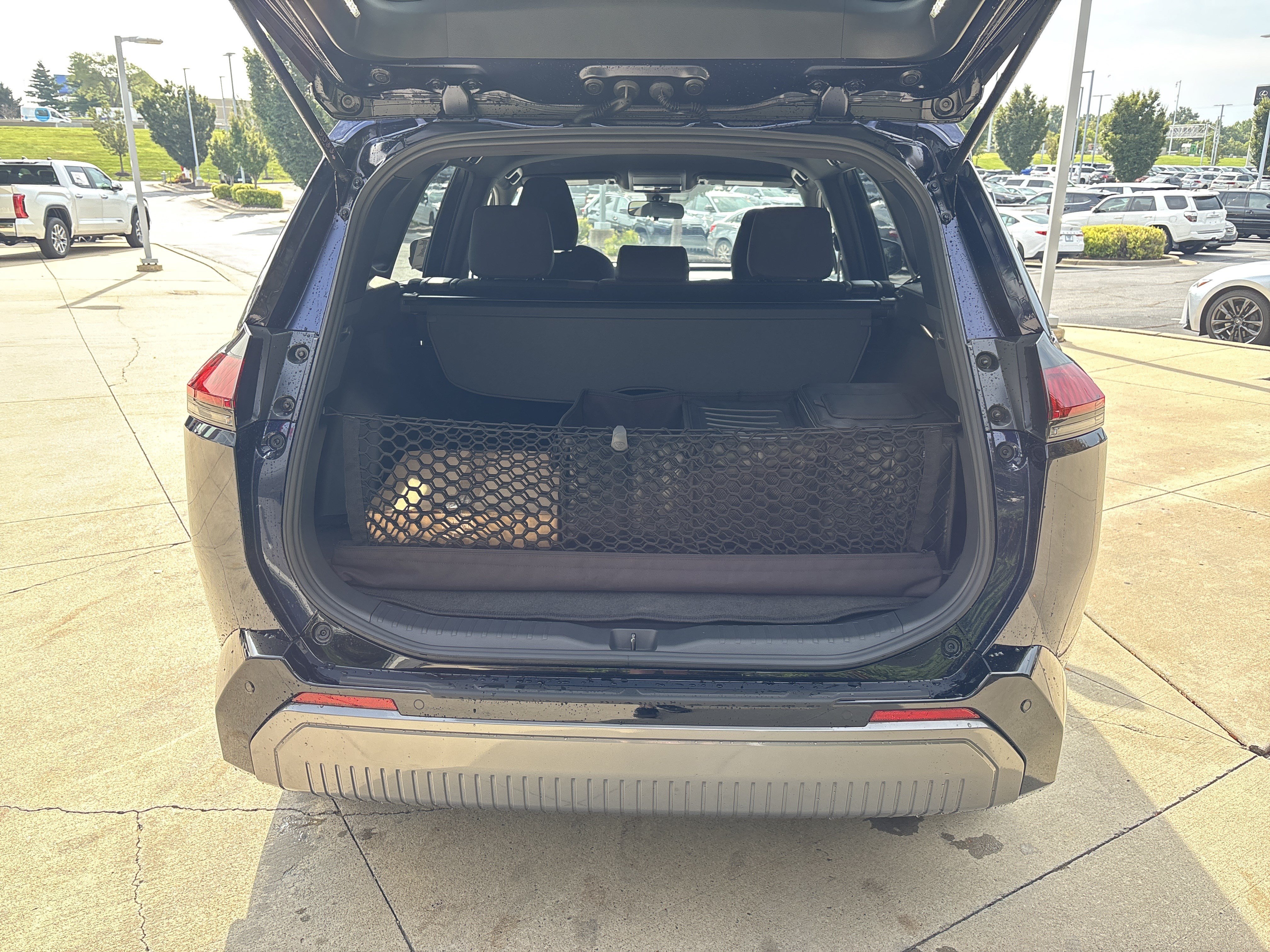 Used 2026 Toyota RAV4 SE AWD/4WD image 30
